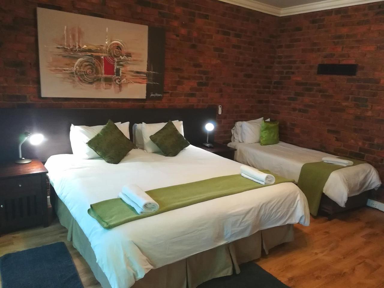 24 Onvrey Guest House Boksburg Exterior foto